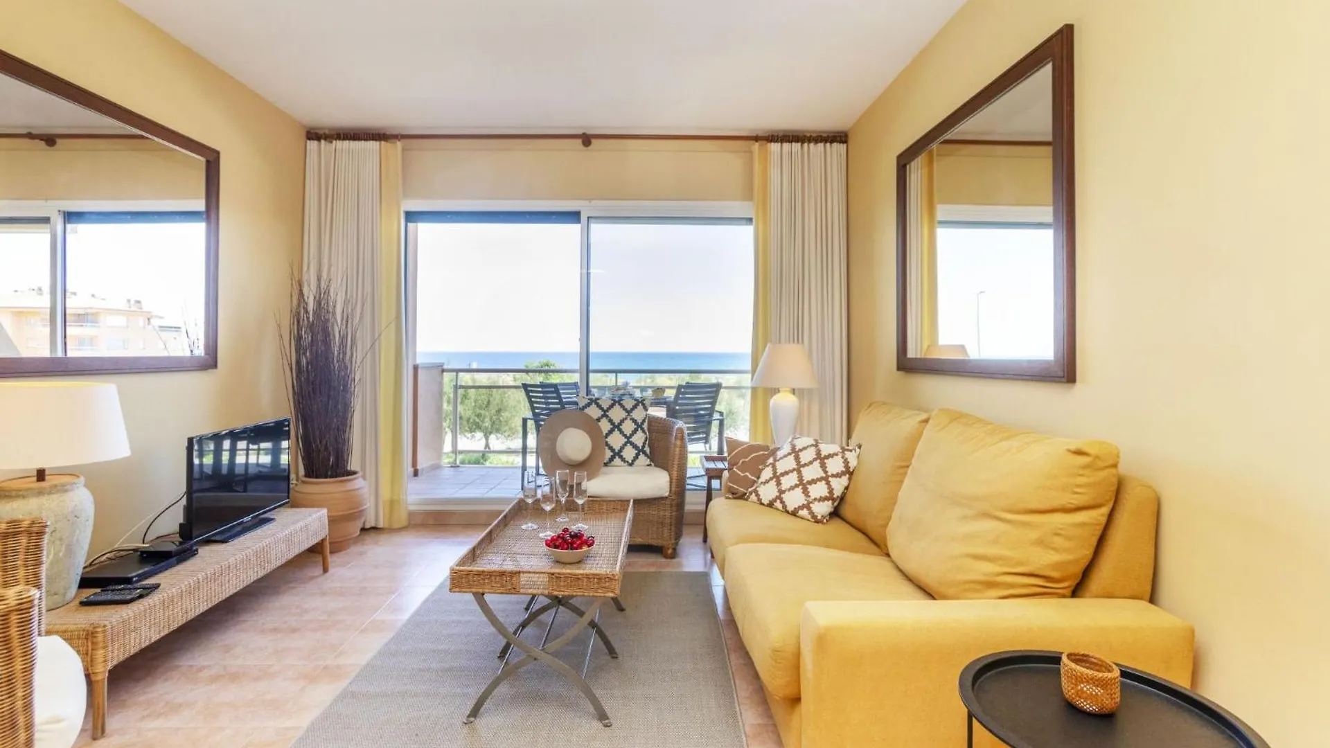 Apartment Port Pals Ciii Vista Bonita By Interhome